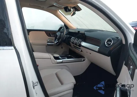 2020 Mercedes-Benz Glb 250 4Matic z USA, uszkodzony, nr VIN W1N4M4HB8LW040775